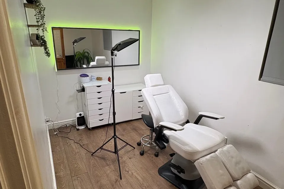 The hair dressing chair for rent at Delight Beauty Hub, set up and ready for a client